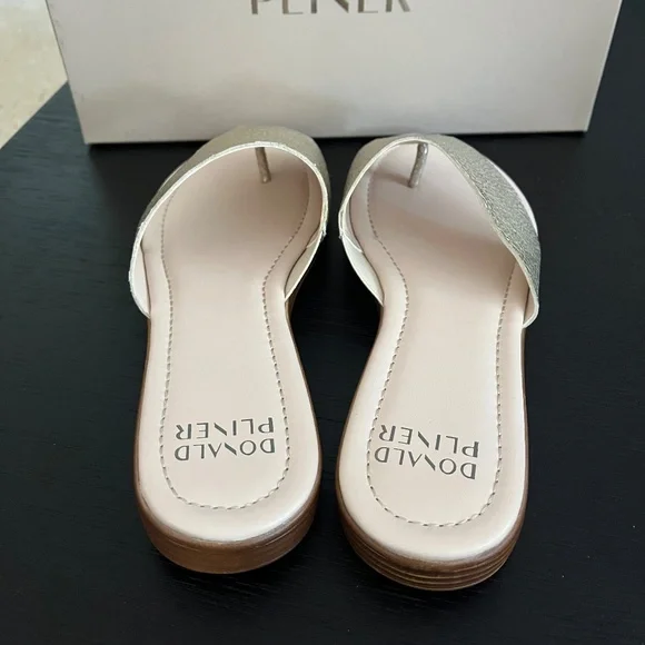 New Donald Pliner Gal Slide - Picture 7 of 9